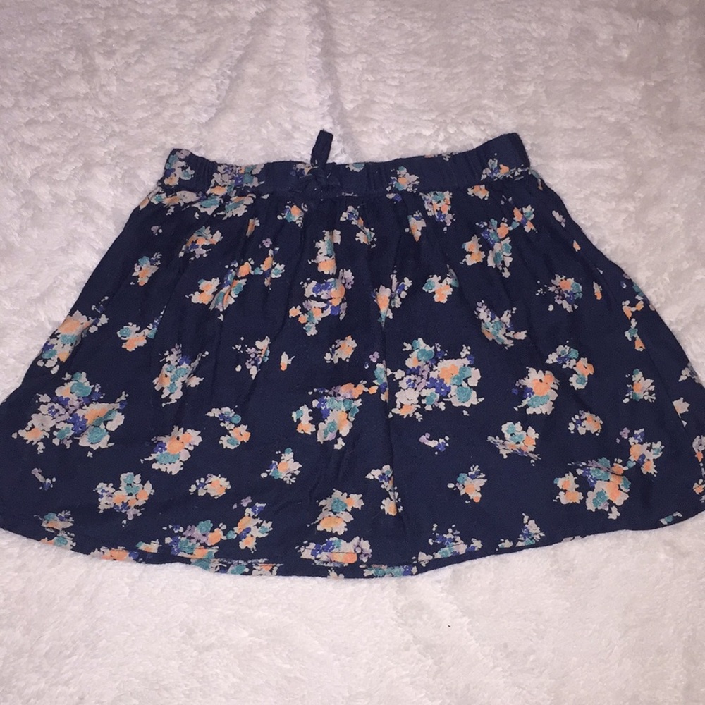 Girls skirts size 6/7